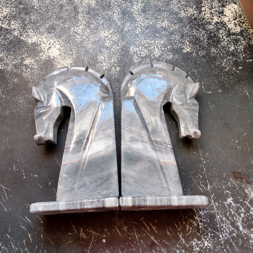 Set of 2 Stone horse book ends